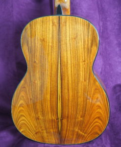 classical guitar luthier Robin Moyes