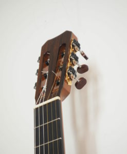 Simon Marty classical luthier guitarr