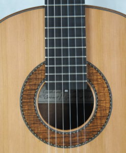 Graham Caldersmith luthier classical guitar 19CAL113-03
