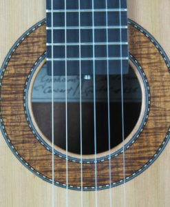 Graham Caldersmith luthier classical guitar 19CAL113-01