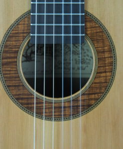 Graham Caldersmith luthier classical guitar No 105 19CAL105-07