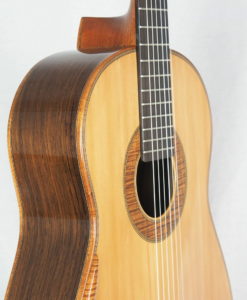 Graham Caldersmith luthier classical guitar No 105 19CAL105-04