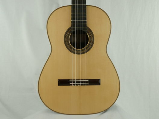 Luthier Daryl Perry classical guitar 2023 No 261 (1)