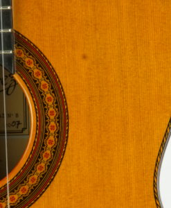 Classical guitar Luthier guitarmaker Jose Ramirez Elite 2007