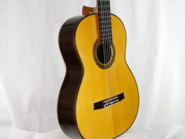 Luthier Masaki Sakurai Maestro 2022 classical guitar (8)