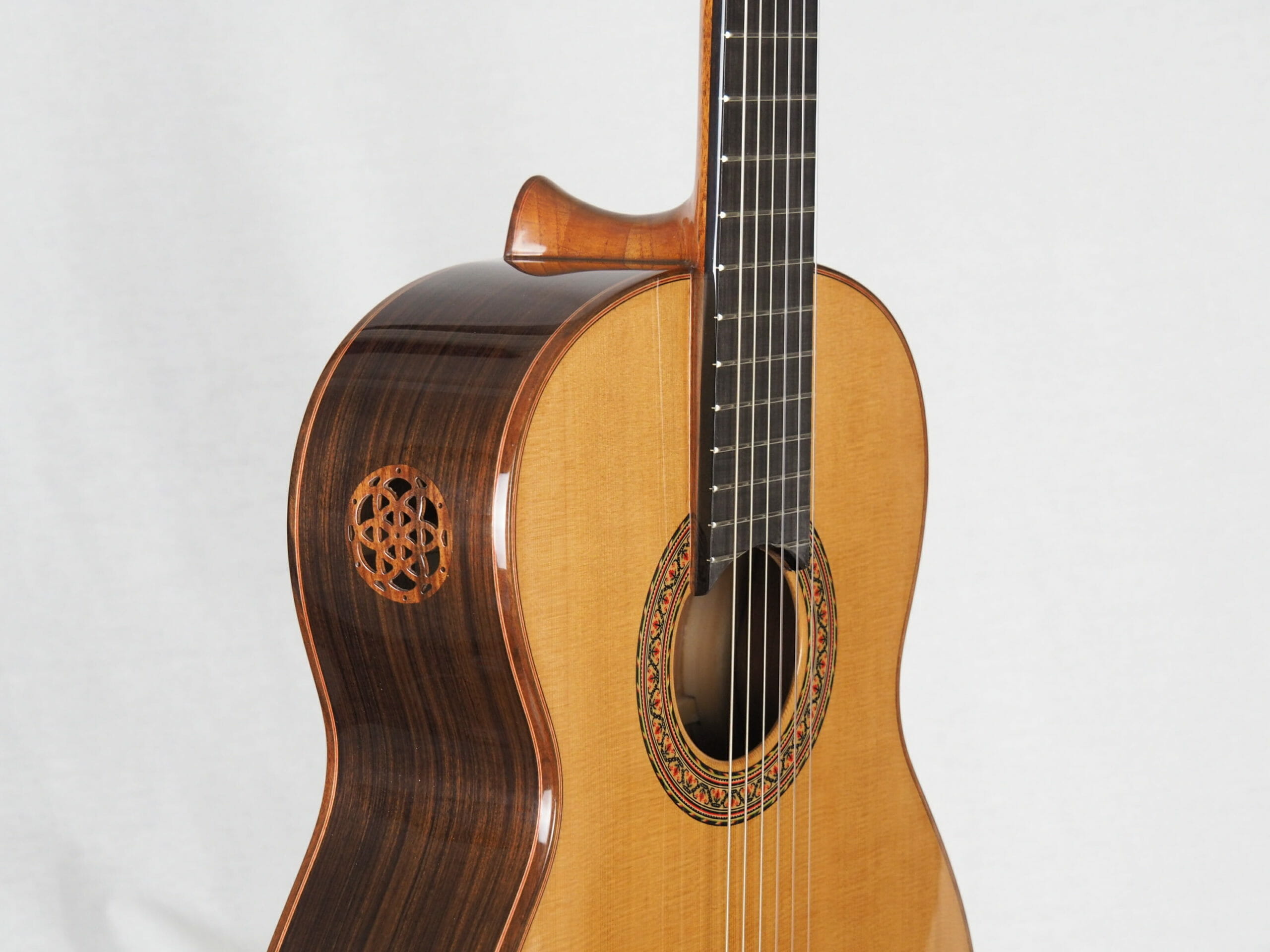 Vasilis Vasileiadis luthier classical guitar