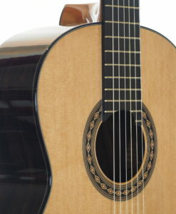 classical guitar luthier Kim Lissarrague