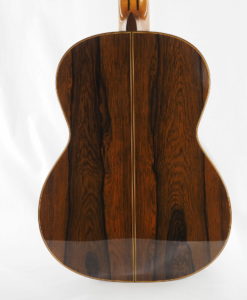 Luthier Masaki Sakurai classical guitar Maestro