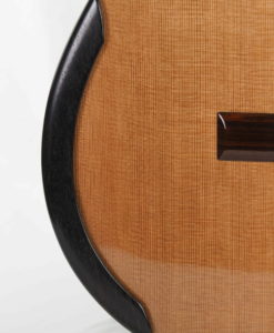 Luthier Kim Lissarrague concert lattice classical guitar