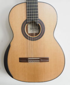 Robin Moyes luthier classical guitar
