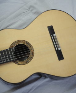 classical guitar luthier dake Traphagen