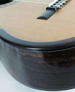 Kim Lissarrague luthier classical guitar
