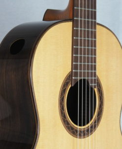 Regis Sala luthier classical guitar Australe 19SAL035-05