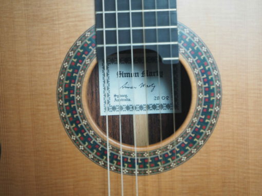 Robin Moyes luthier classic guitar in the Simon Marty